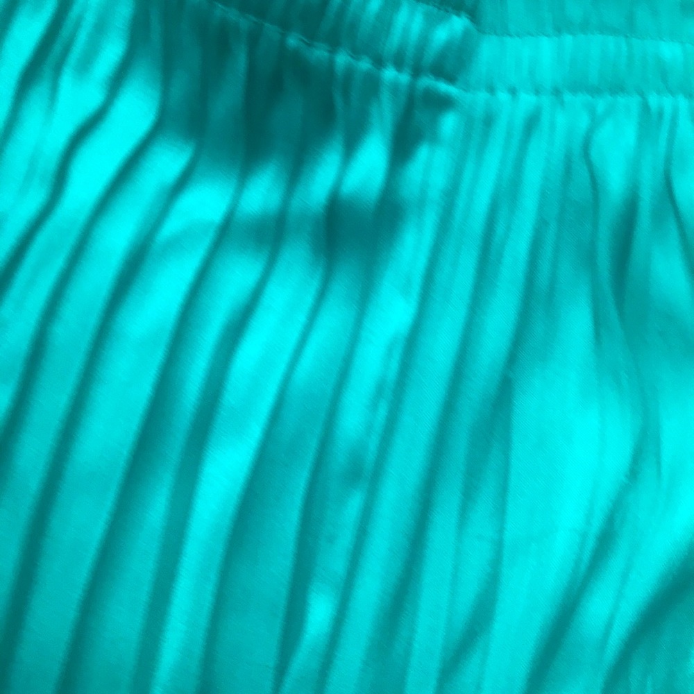Zara pleated crops pants with wide legs